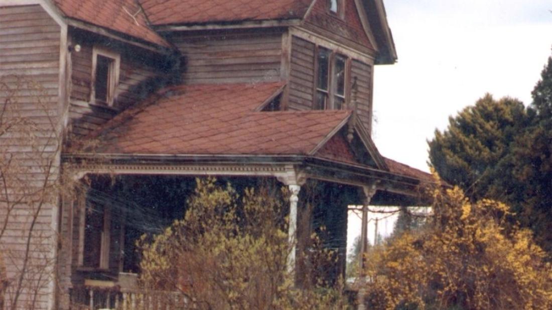 The farmhouse before restoration